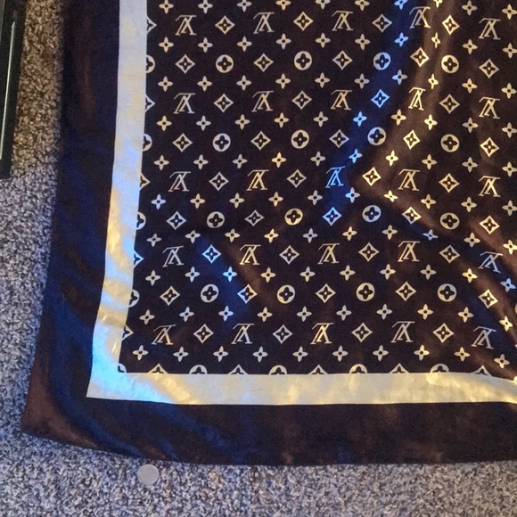 Meet your Posher, Ahlijah - Picture 3 of 5